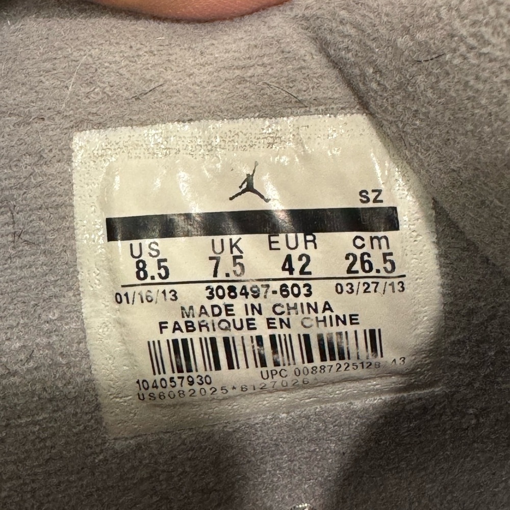 Size 8.5 - Jordan 4 Retro Toro Bravo 2013 - Picture 7 of 7